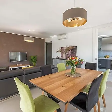 ホテル Da Rocha 2-bedroom With Parking Bay 3*