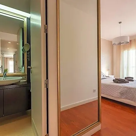 Da Rocha 2-bedroom With Parking Bay ホテル